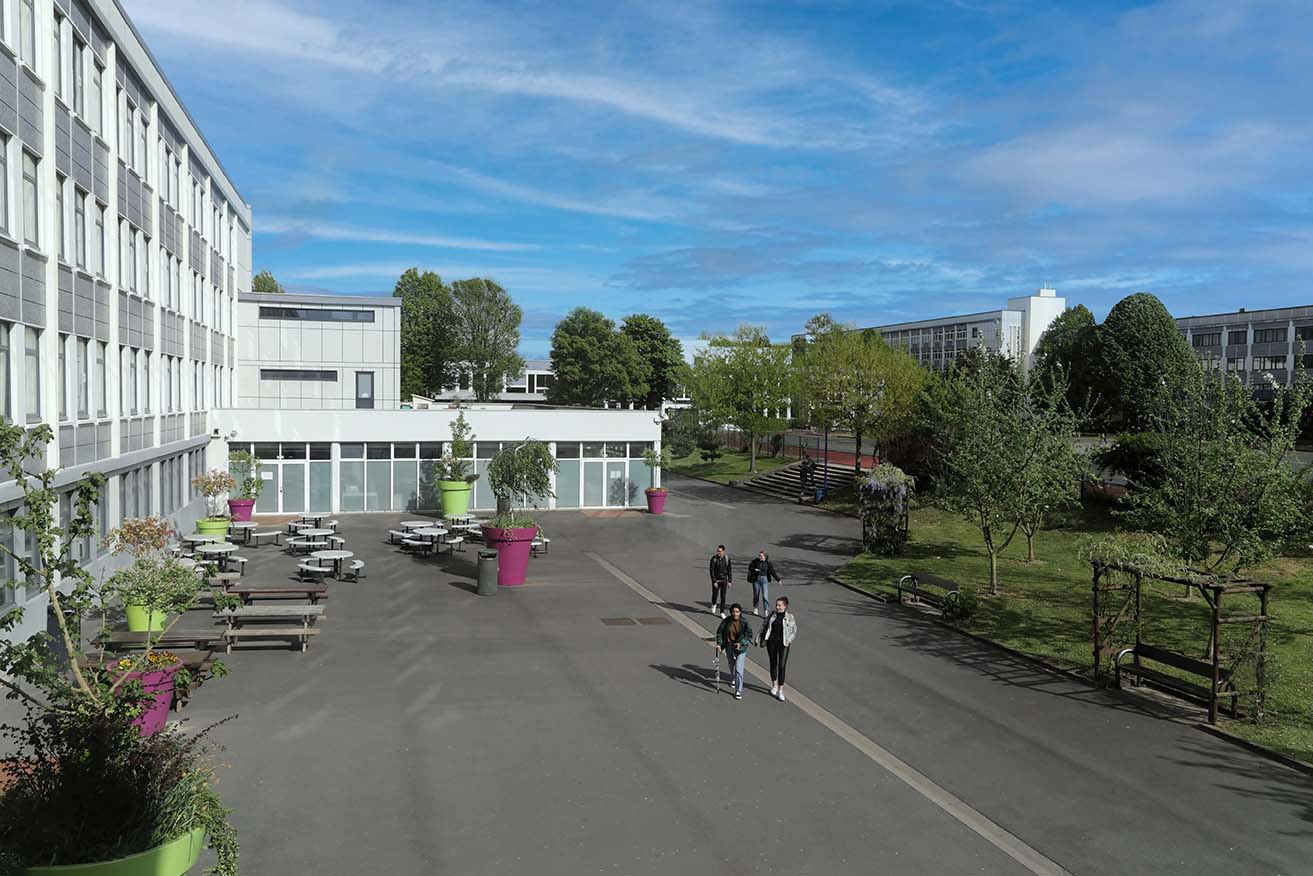 photo lycee gaston berger